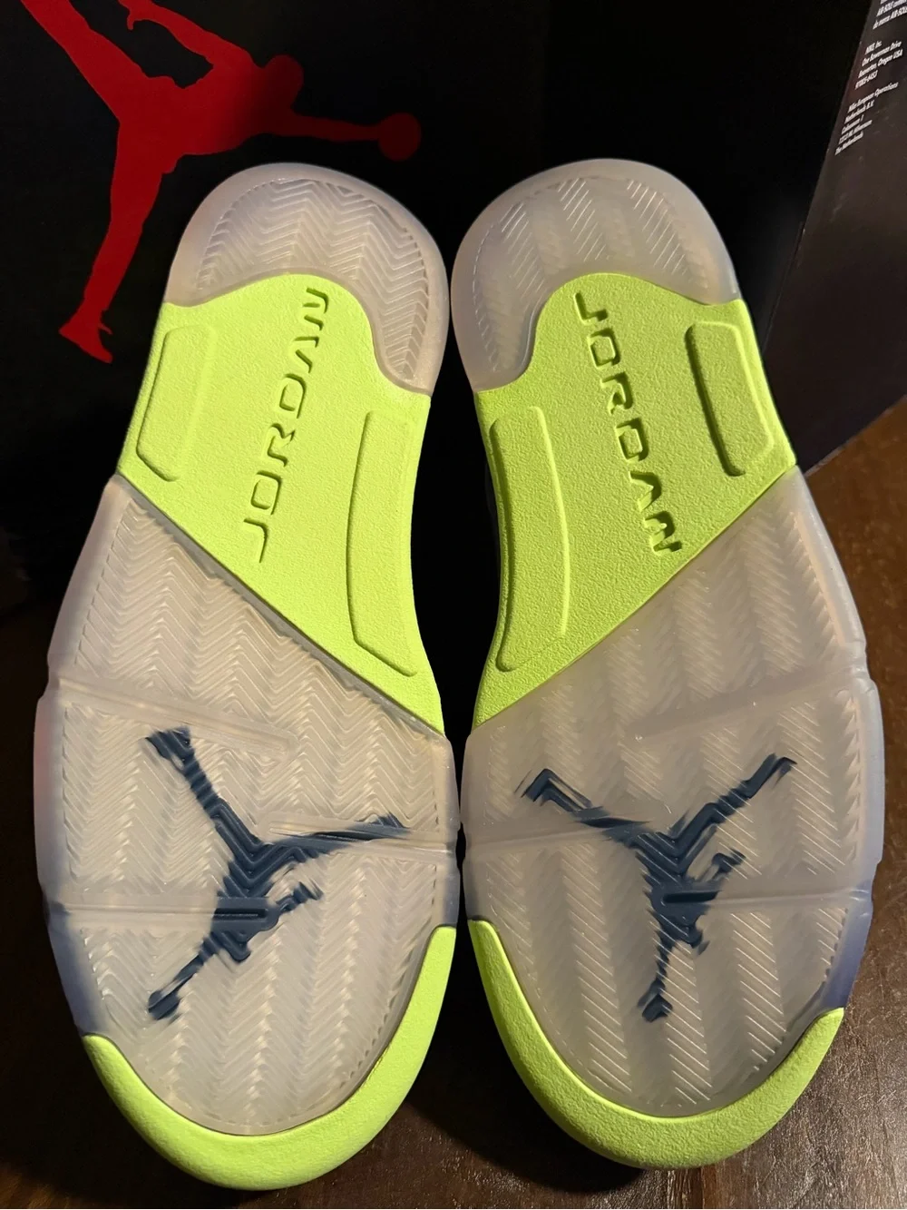 DeadStock Nike Air Jordan 5 Retro 'Alternate Bel-Air' Sneakers - 9M